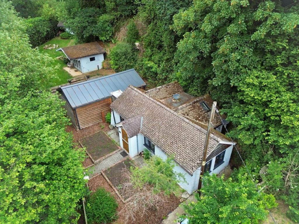 Property photo 1 of 16 Picture No. 27