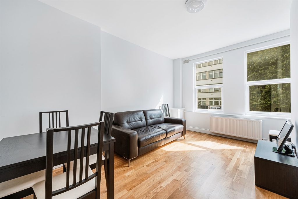 Property photo 1 of 11 (Main)