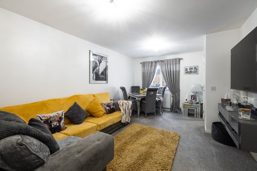 Property photo 2 of 20 1 Kingfisher Drive (Boston)-10