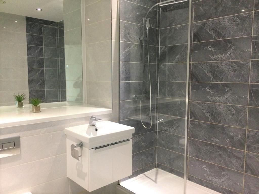 Property photo 1 of 3 Bathroom (2).Jpg