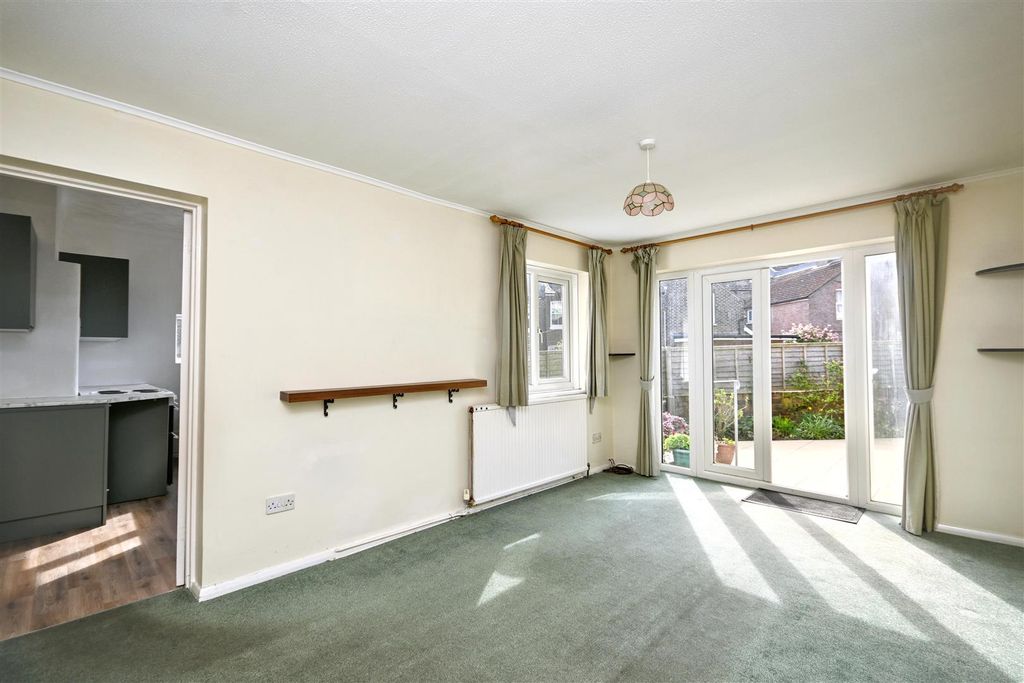 Property photo 3 of 16 Dsc_9603 (1).Jpg