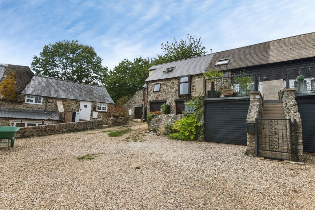 Property photo 1 of 20 Pbox-Img.Jpg