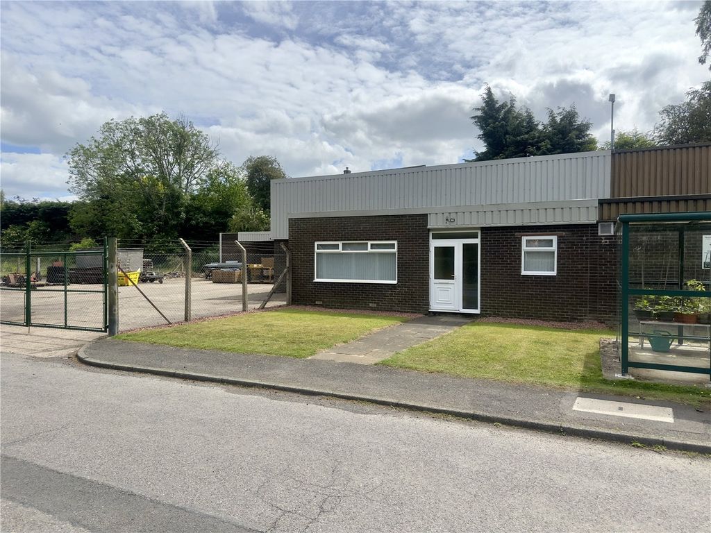 Property photo 1 of 14 Picture No. 01
