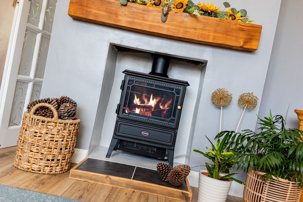 Property photo 3 of 31