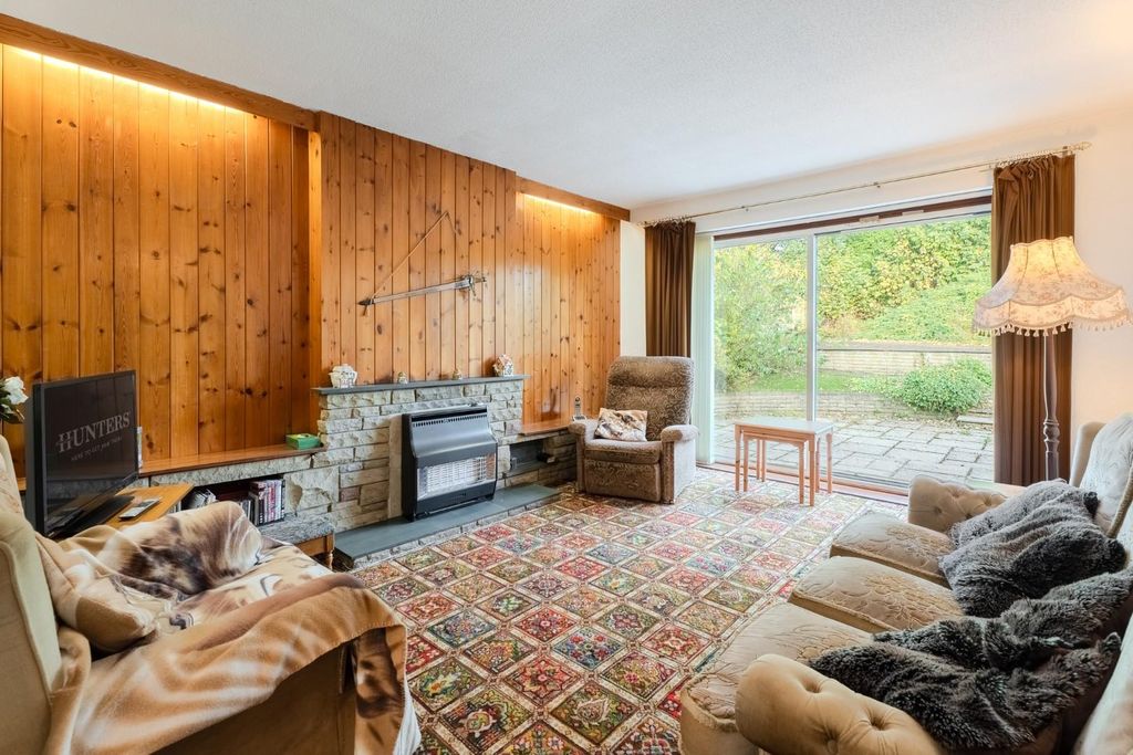 Property photo 3 of 12 Shakespeare Road-13.Jpg