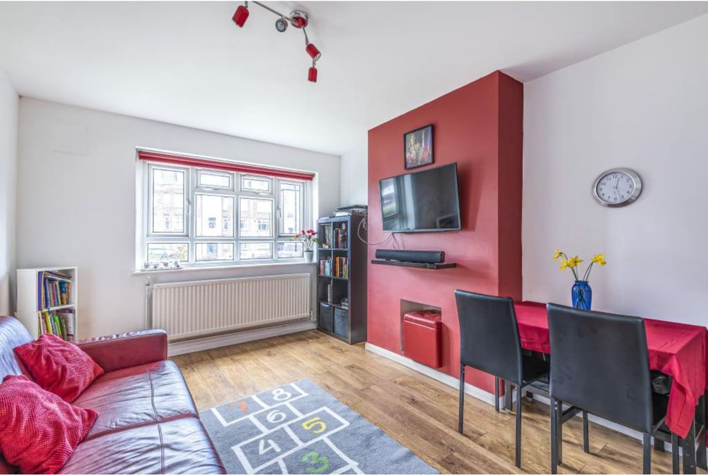Property photo 3 of 11