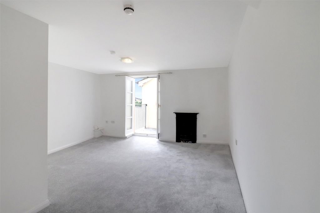 Property photo 3 of 9 Picture No. 09