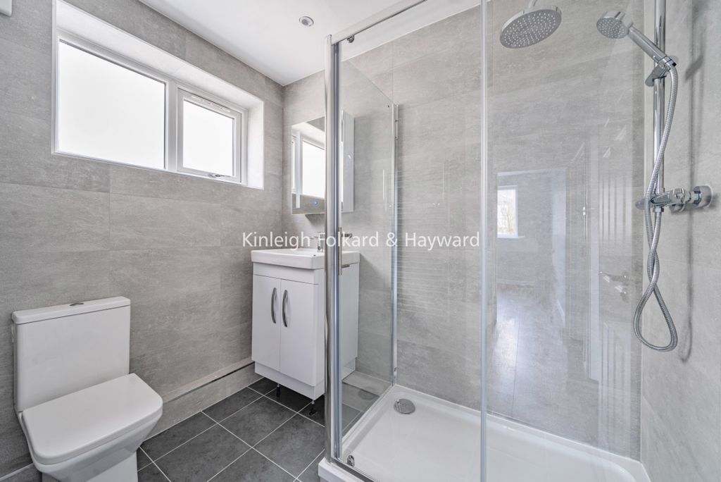 Property photo 3 of 7 6ce75Bd6-d801-4467-8