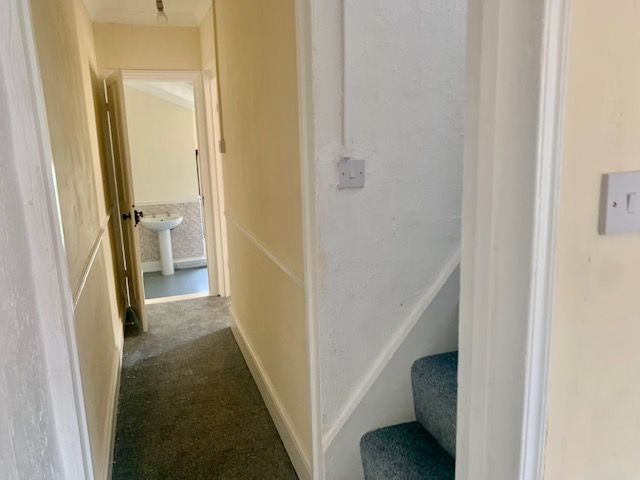 Property photo 3 of 12 Img_5503