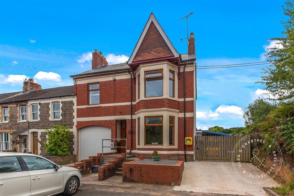 Property photo 1 of 49 Norton-House-51.Jpg
