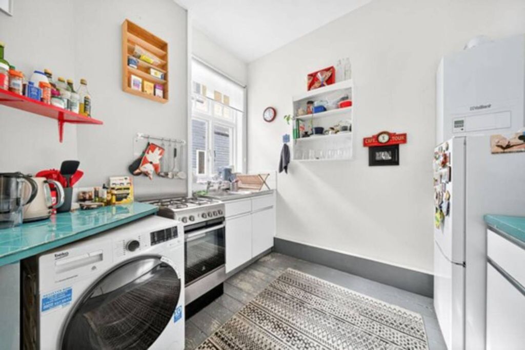 Property photo 1 of 14