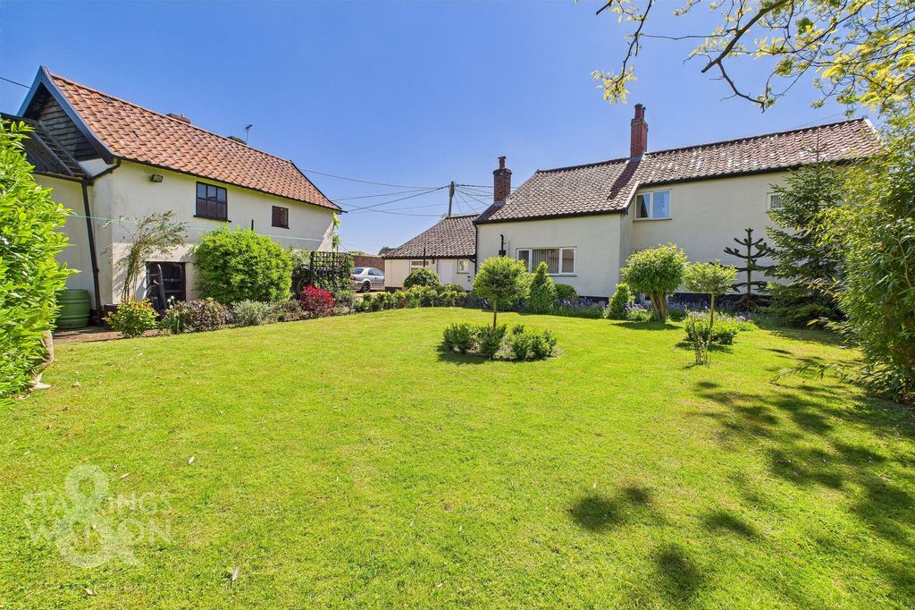 Property photo 1 of 31