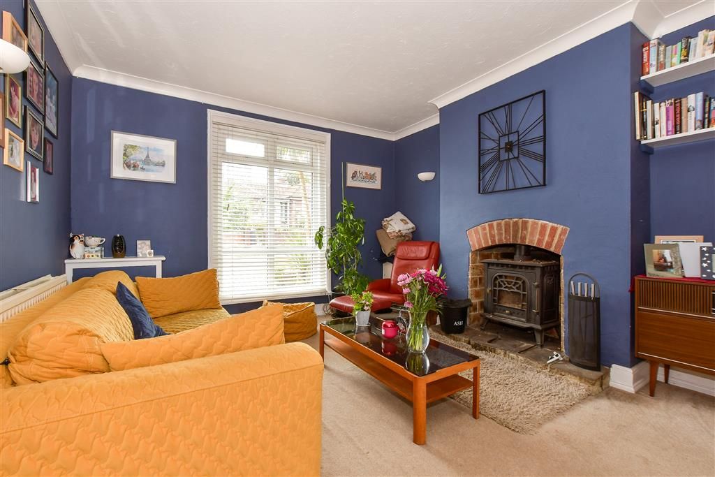Property photo 3 of 12 Sitting Room