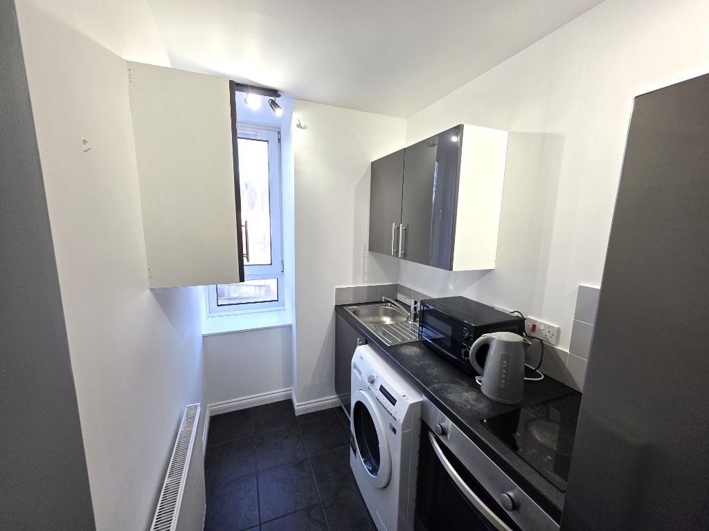 Property photo 3 of 12 Photo 3