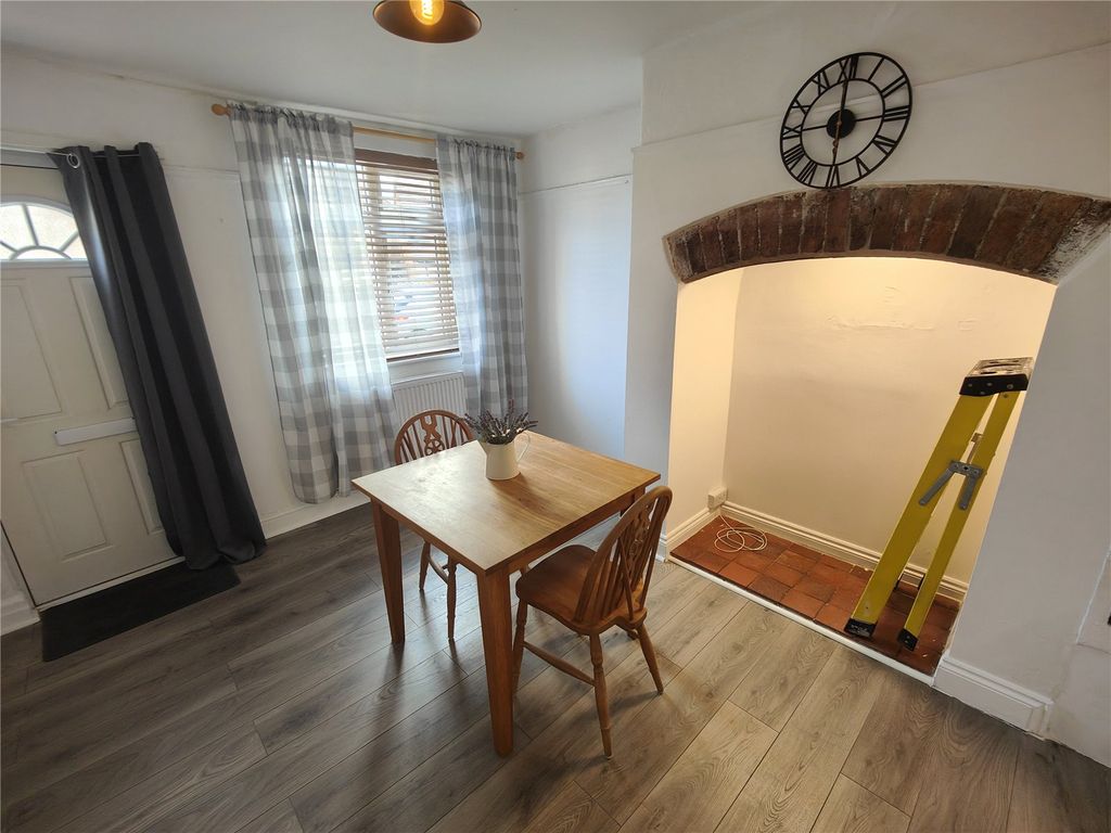Property photo 2 of 7 Picture No. 02