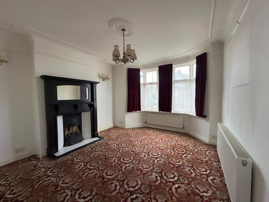 Property photo 2 of 15 Picture 2