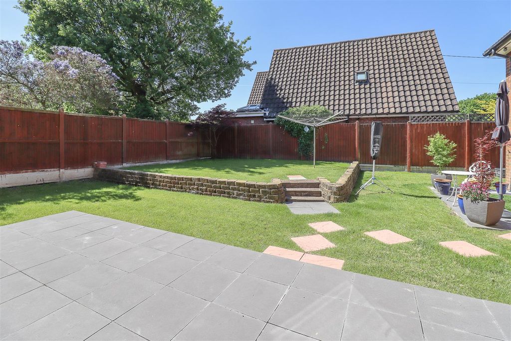 Property photo 2 of 13 Img_4221-1.Jpg