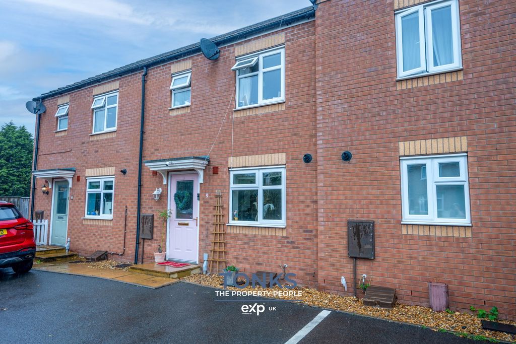Property photo 1 of 18