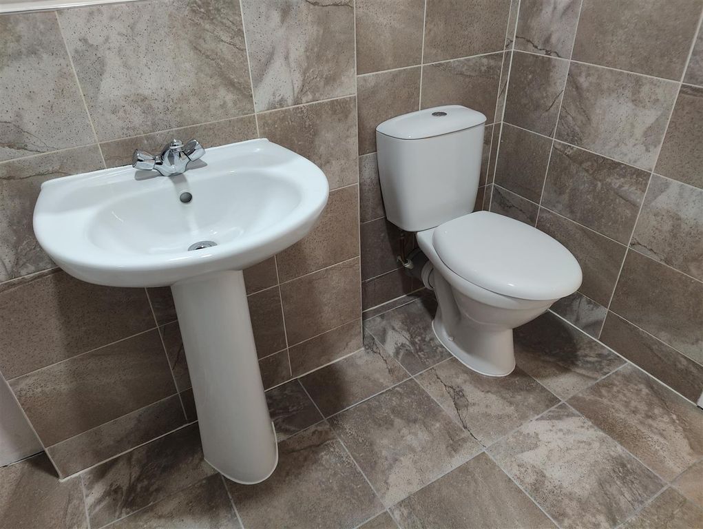 Property photo 2 of 9 Angle Two