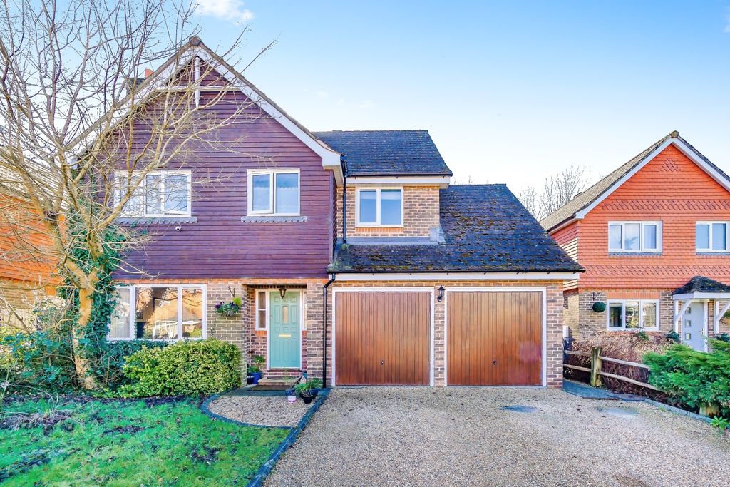 Property photo 1 of 17