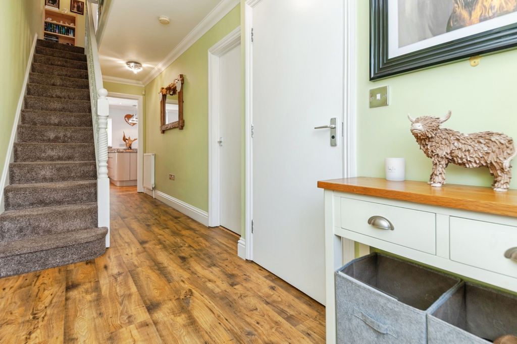 Property photo 3 of 19 Hallway