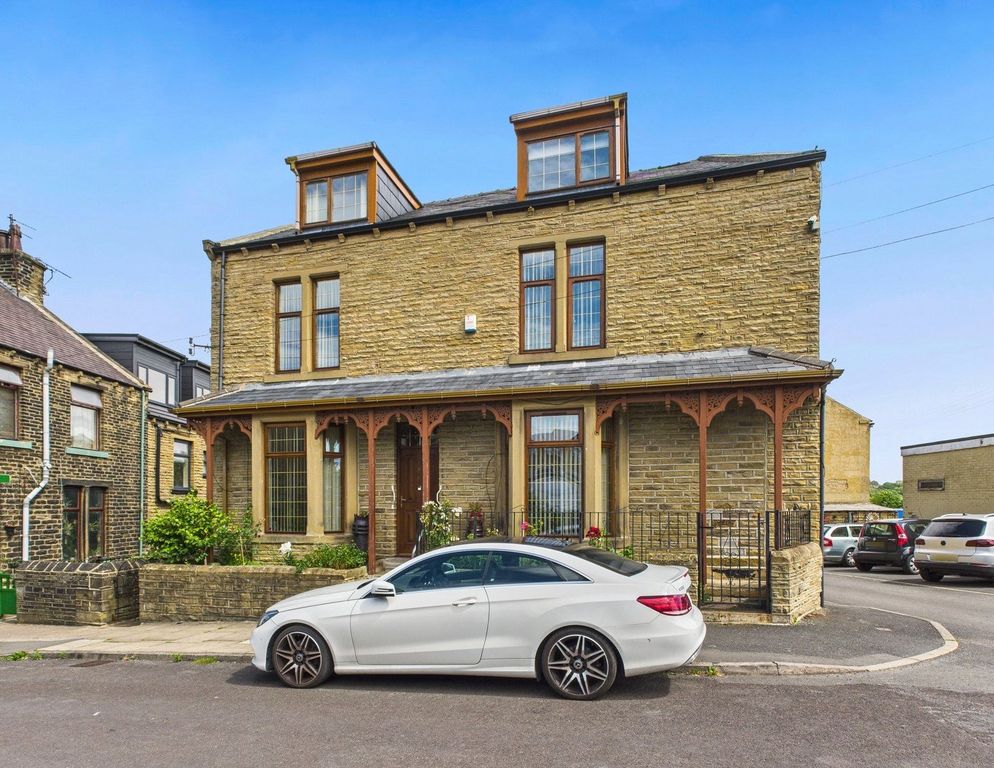 Property photo 1 of 33 Picture No. 38