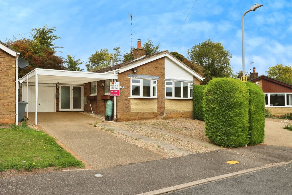 Property photo 1 of 16