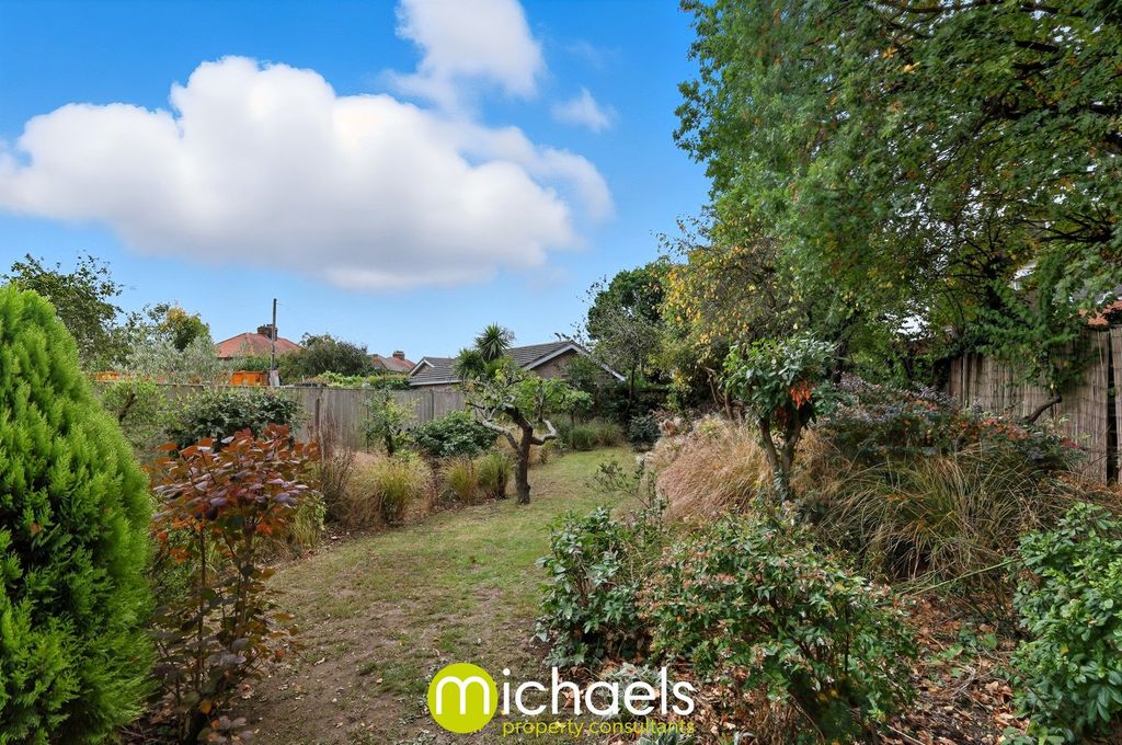 Property photo 3 of 19