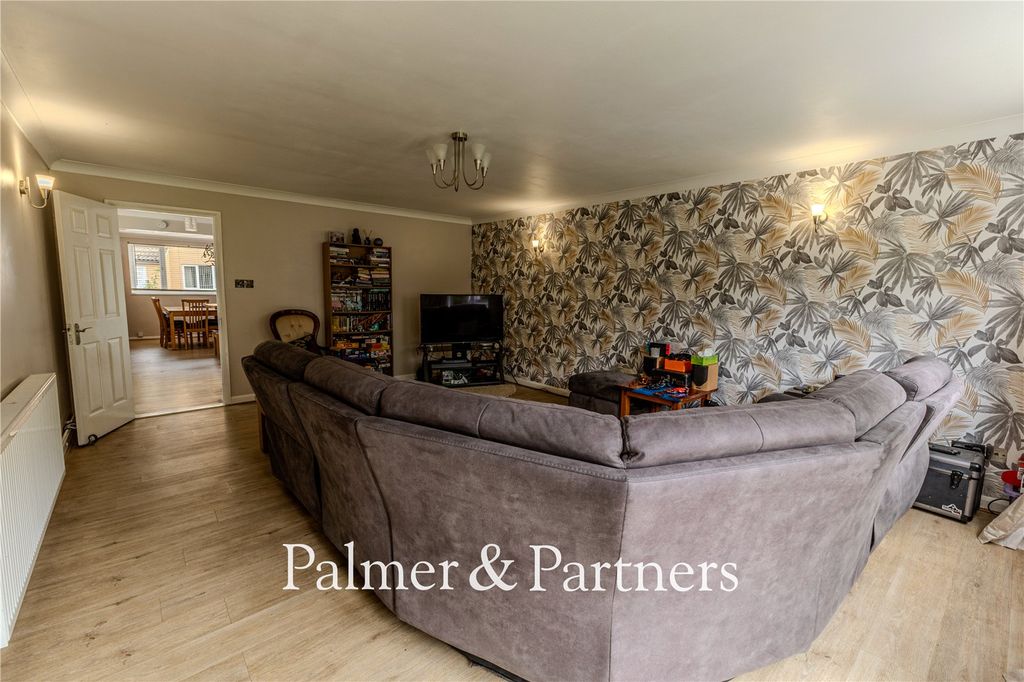 Property photo 3 of 19 Picture No. 15