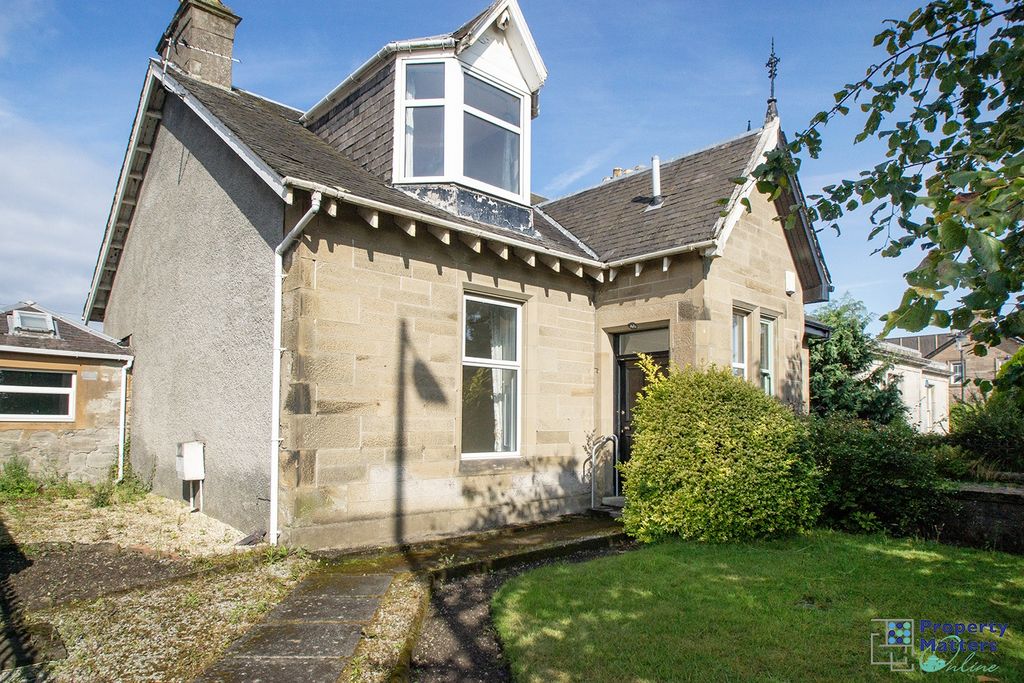 Property photo 1 of 14 3 Bedroom Semi-Detached Villa