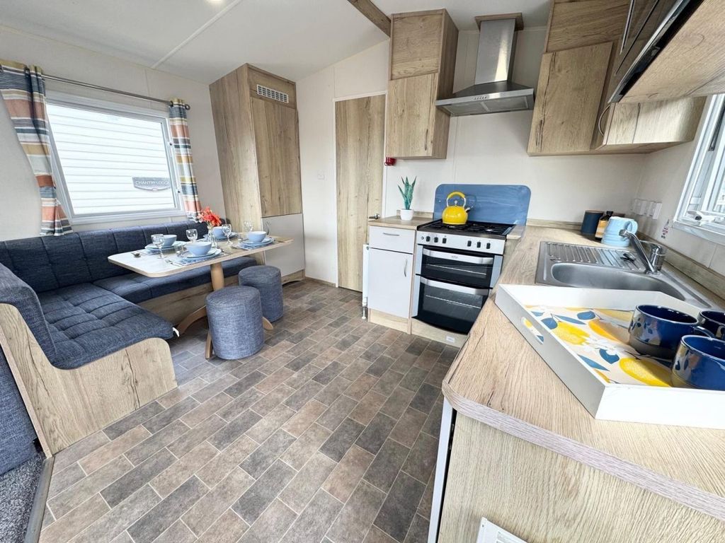 Property photo 1 of 6 Car0064754 - Static Caravan