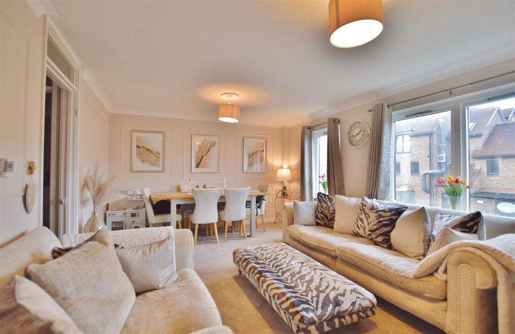 Property photo 2 of 16 Dsc_0776.Jpg