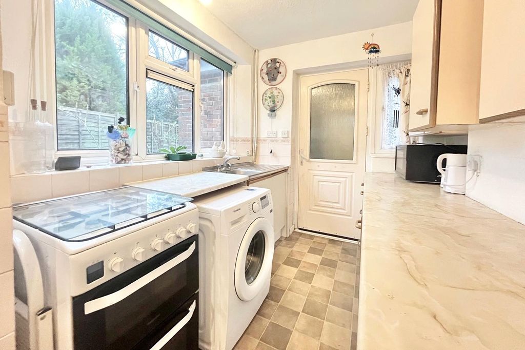 Property photo 3 of 12 Picture No. 08