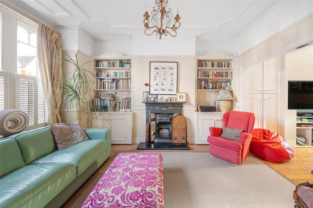 Property photo 3 of 19 Picture No. 03