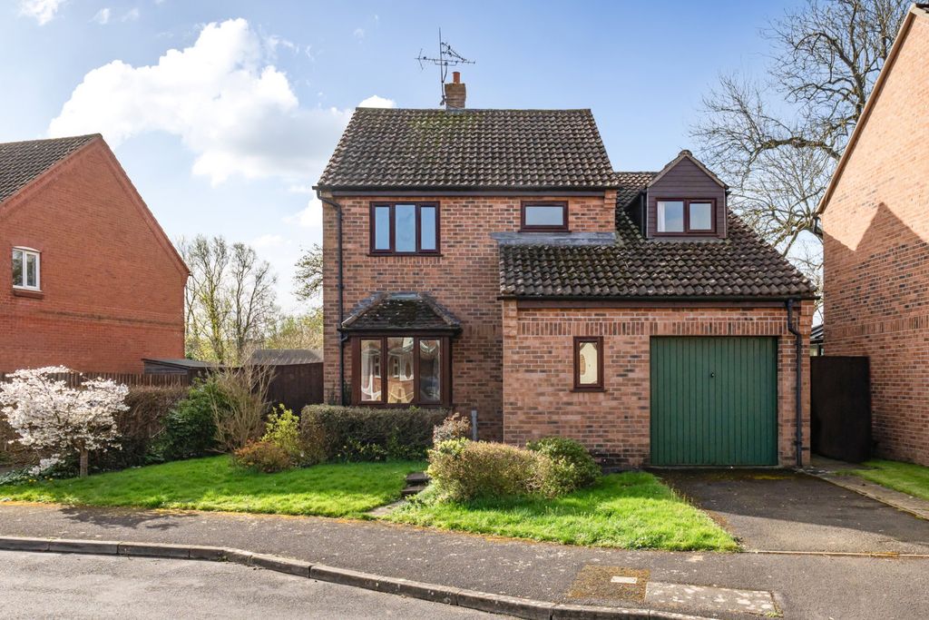 Property photo 1 of 22