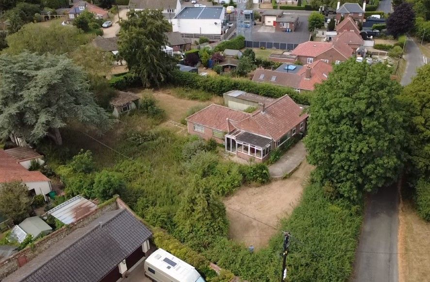 Property photo 3 of 22