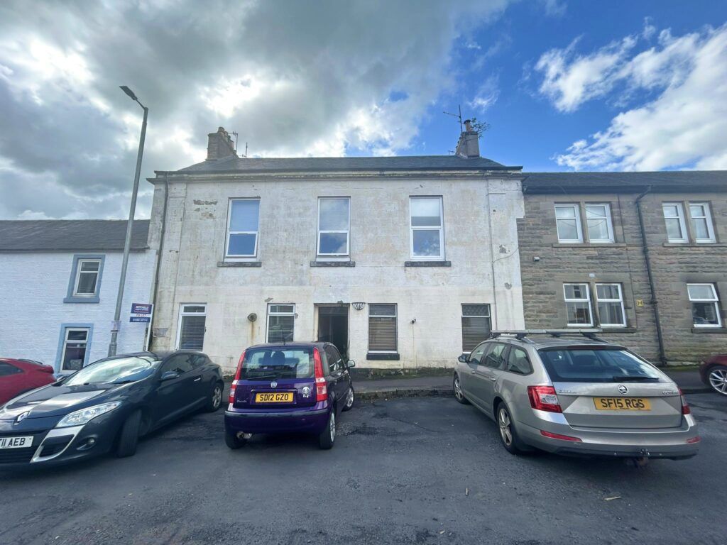 Property photo 1 of 24