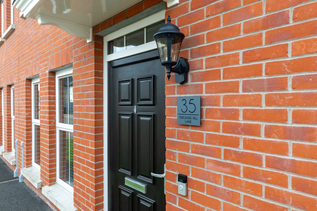 Property photo 3 of 39 006