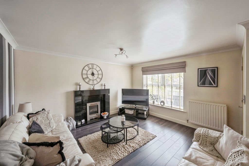 Property photo 3 of 25 02