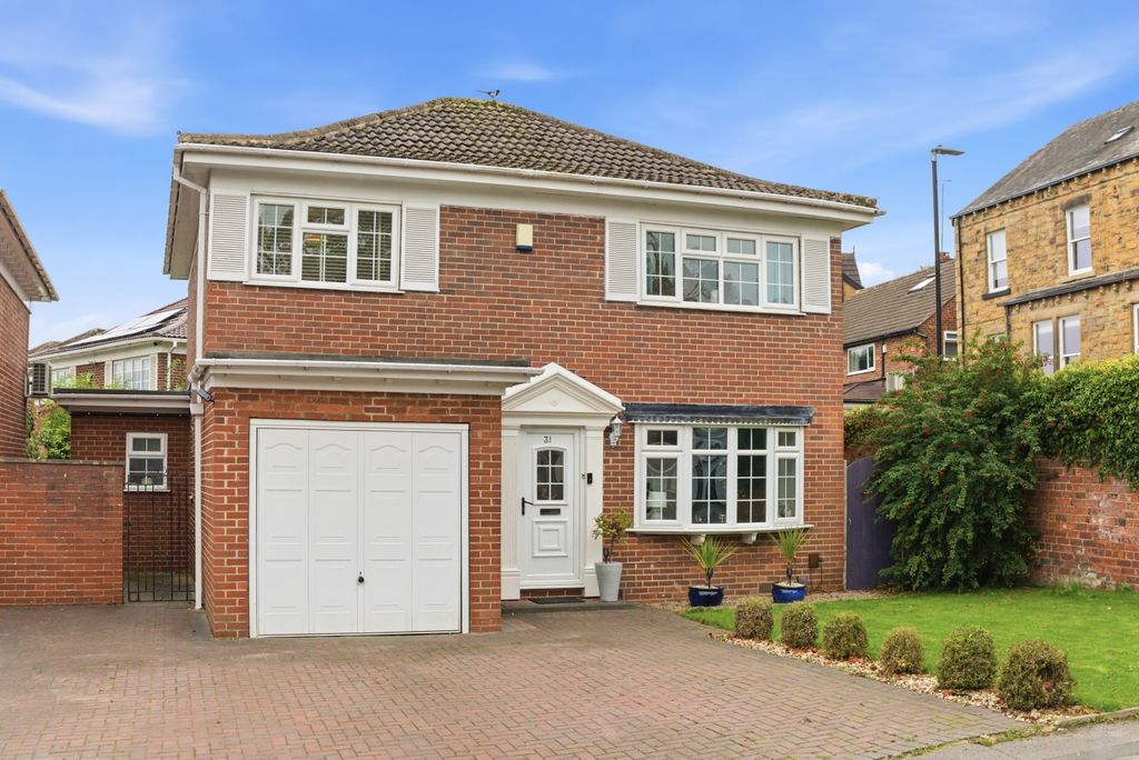 Property photo 1 of 20 Pb101997