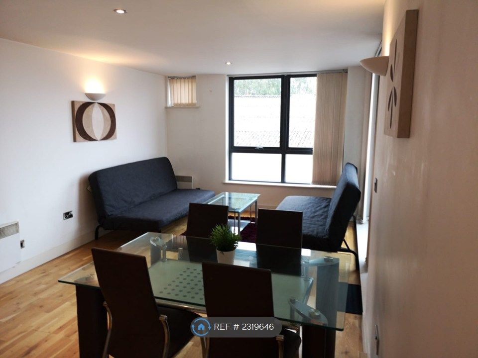 Property photo 2 of 12 Living Room