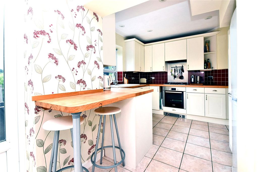 Property photo 2 of 21 Picture No. 13