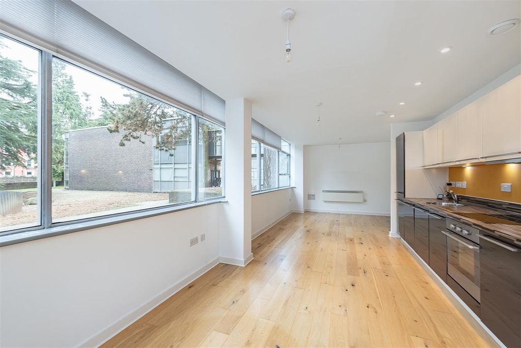 Property photo 2 of 13 Dsc_9089.Jpg