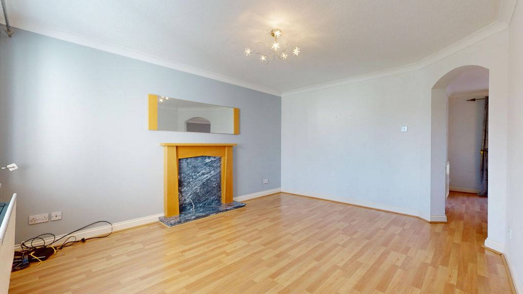 Property photo 3 of 25 5524063