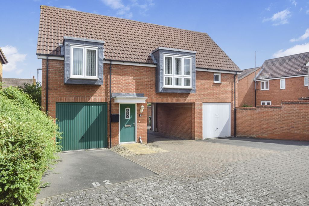 Property photo 1 of 11