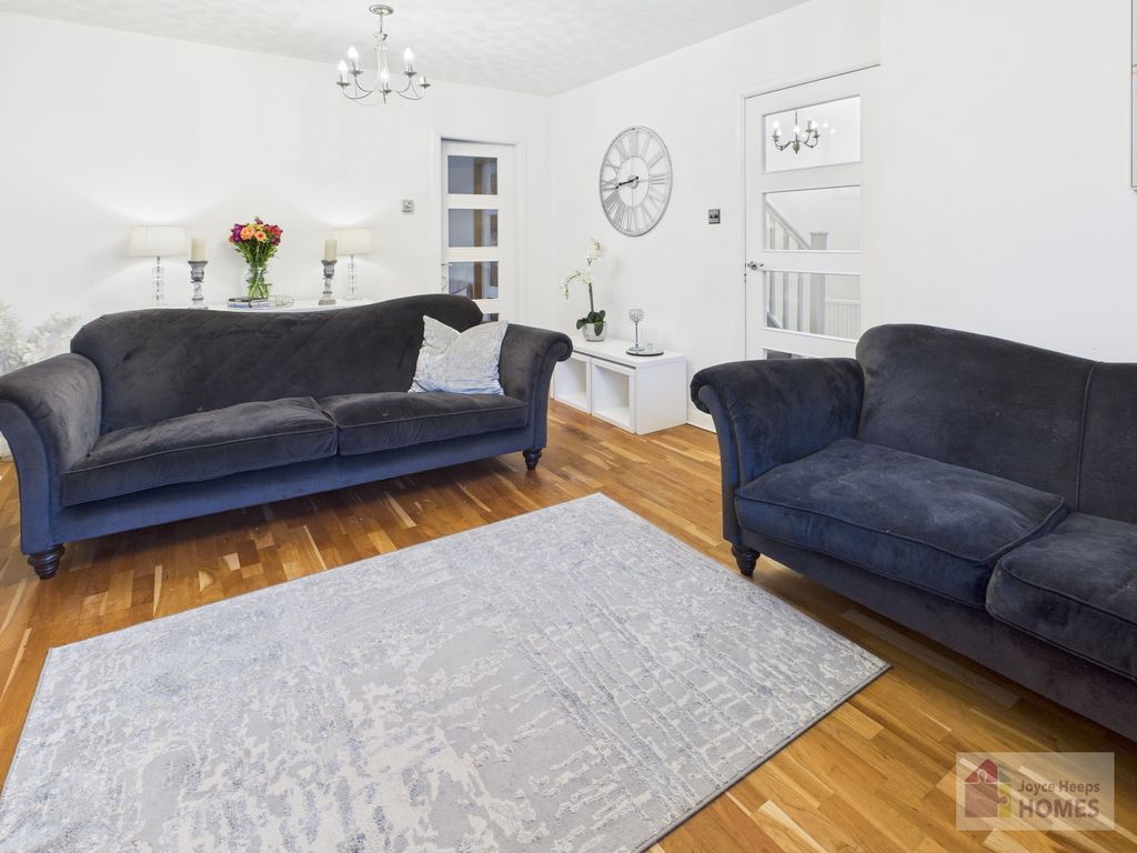 Property photo 3 of 25