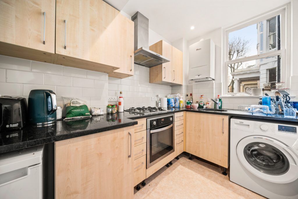 Property photo 2 of 7