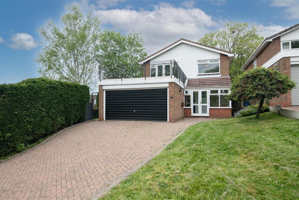 Property photo 1 of 29