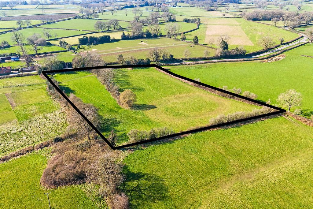 Property photo 1 of 11 Cornerways Farm Plot (2 Of 11).Jpg