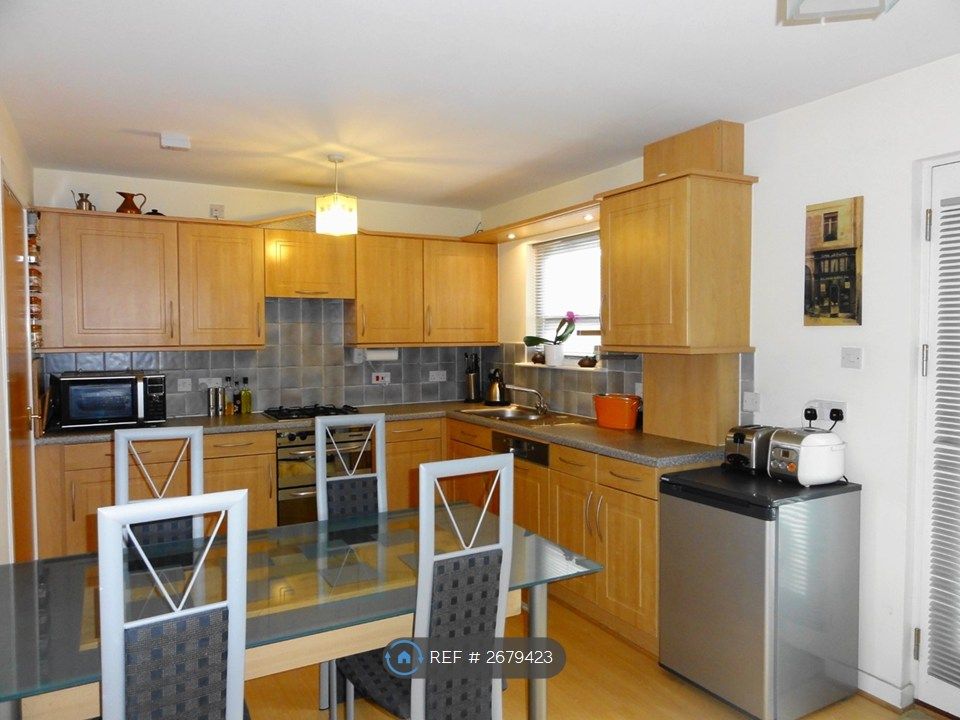 Property photo 2 of 5 Dining Kitchen